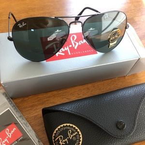 Ray-Ban Classic Aviator Sunglasses